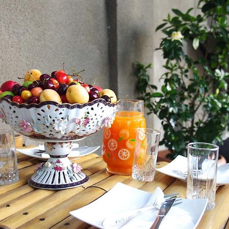 King Edward Hotel Тбілісі Екстер'єр фото