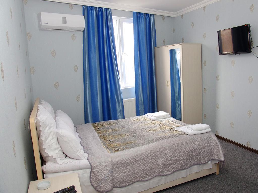 King Edward Hotel Тбілісі Номер фото