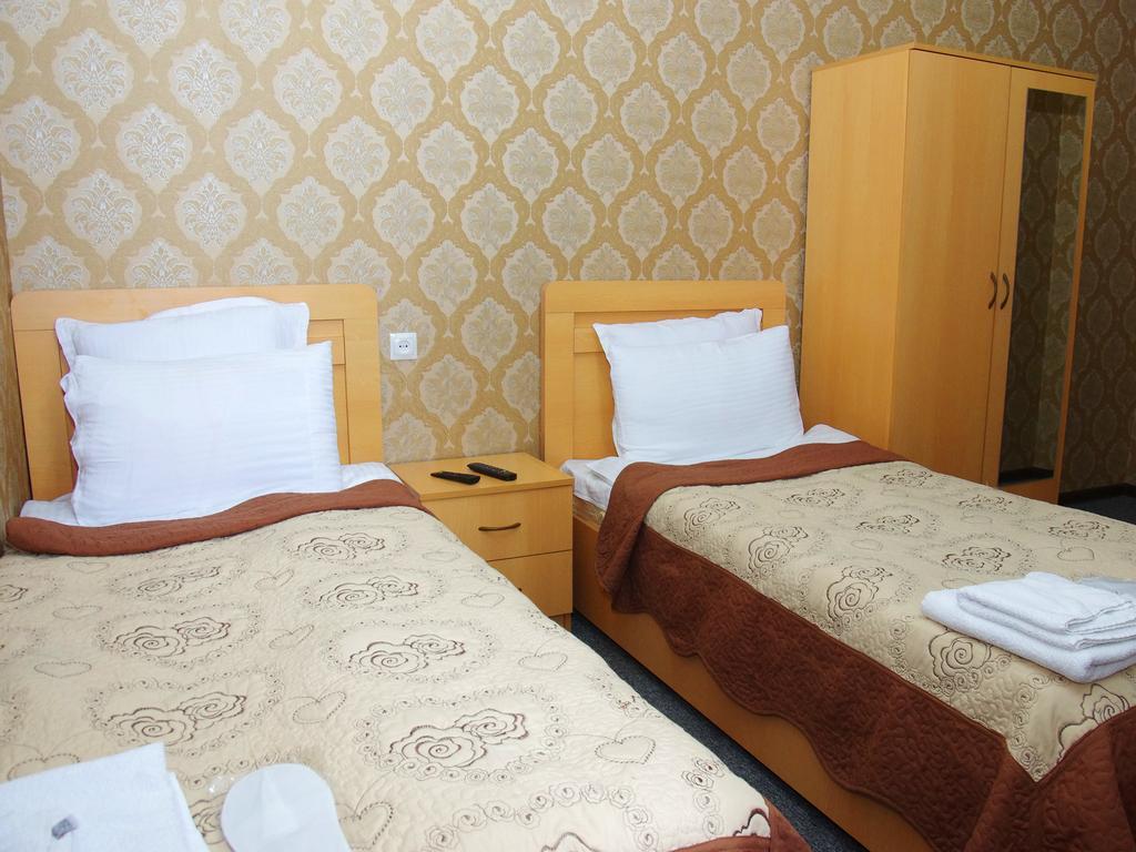 King Edward Hotel Тбілісі Номер фото