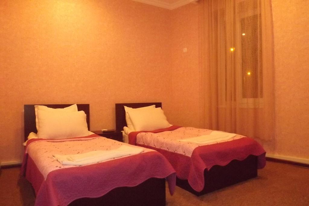 King Edward Hotel Тбілісі Номер фото