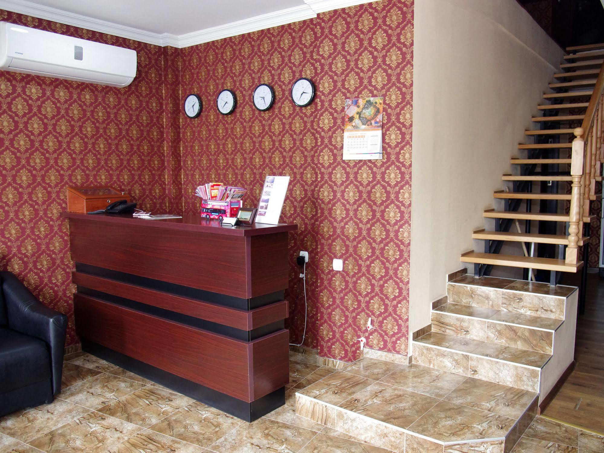 King Edward Hotel Тбілісі Екстер'єр фото